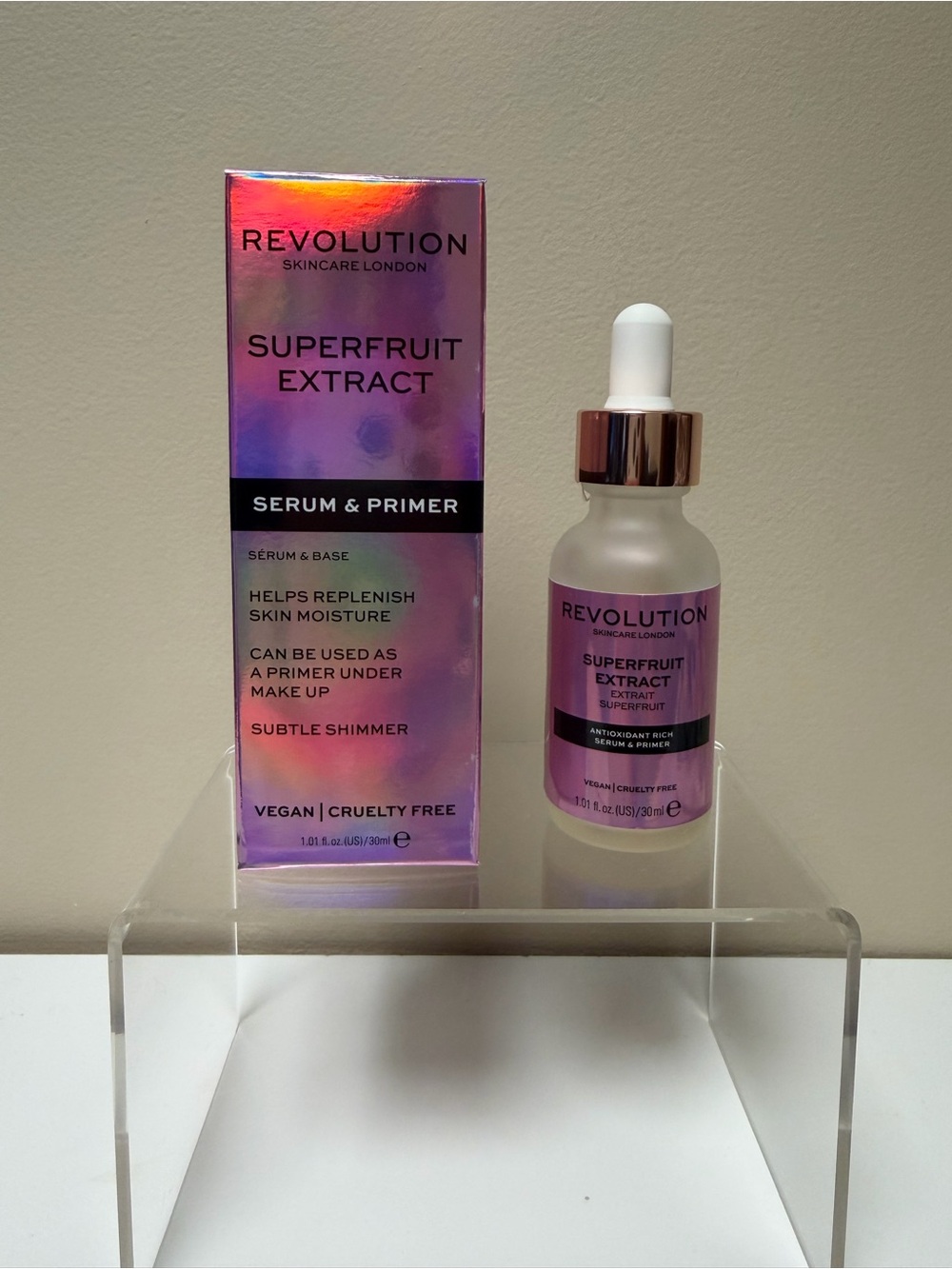 Revolution Superfruit Extract Serum & Primer